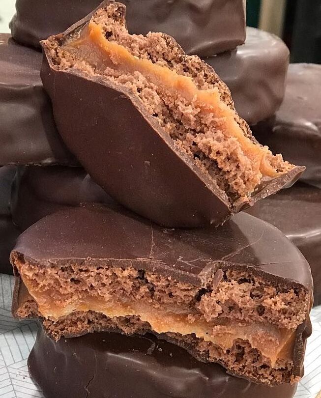 Alfajores Argentinos Clásicos rellenos de dulce de leche