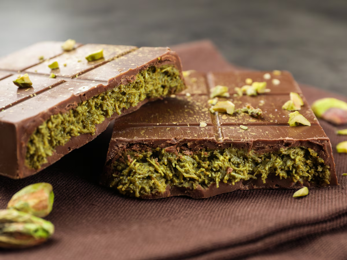 Chocolate Dubai con relleno de pistacho, tendencia viral por su aspecto lujoso